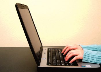 НА ВЪЛНАТА НА ПОТРЕБИТЕЛСКИТЕ ТРЕНДОВЕ