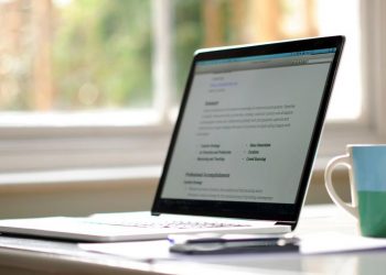 СОЦИАЛНИТЕ МРЕЖИ В ПОМОЩ НА БИЗНЕСА