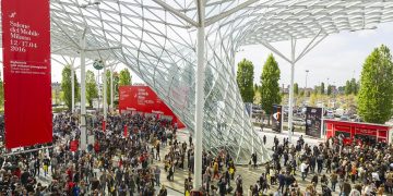 МЕБЕЛНИ ИЗЛОЖЕНИЯ ПОД КАРАНТИНА