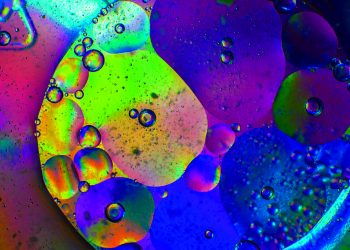 ДА ПРЕВЪРНЕМ ПЛАСТМАСАТА ОБРАТНО В ПЕТРОЛ