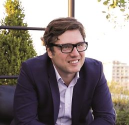 МИРОСЛАВ КОНСТАНТИНОВ, УПРАВИТЕЛ НА „М2 ПРОМ“ АД