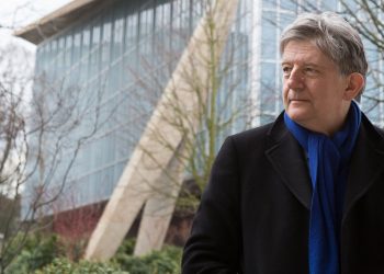 ДЕЯН СУДЖИЧ: „ДИЗАЙНЪТ Е НАЧИН ДА РАЗБЕРЕМ СВЕТА ОКОЛО НАС“