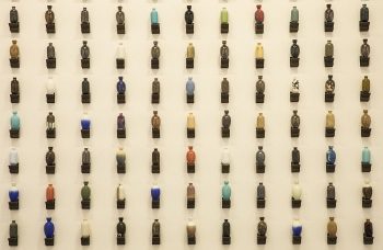 „НА ПОВЪРХНОСТТА“: КЕРАМИЧНИТЕ ЧУДЕСА НА МИЛАН ПЕКАРЖ