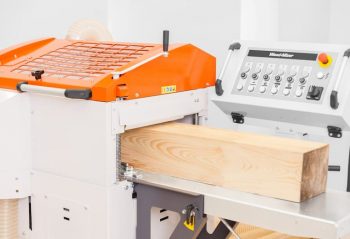 WOOD-MIZER ЗАПОЧНА ДА ПРОИЗВЕЖДА ФРЕЗОВАЩИ МАШИНИ, АБРИХТИ И ЩРАЙХМУСИ