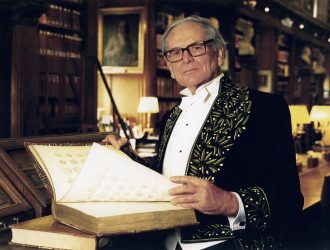 ЧОВЕКЪТ, КОЙТО ПРАВЕШЕ ВСИЧКО ПРЪВ