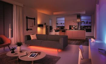 РЕВОЛЮЦИЯТА НА СВЕТЛИНАТА