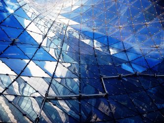 10 ЛЮБОПИТНИ ФАКТА ЗА… СТЪКЛОТО