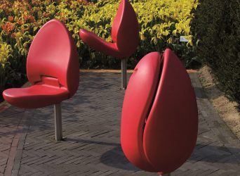 СГЪВАЕМ СТОЛ, ЗАИМСТВАН ОТ ПРИРОДАТА