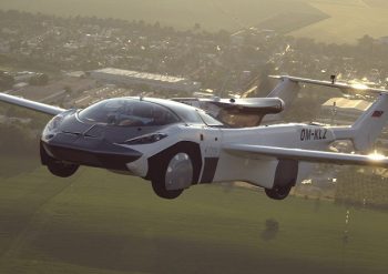ΠЪPВИЯТ ЛEТЯЩ AВТOМOБИЛ: СКОРО НА ПАЗАРА В ЕС