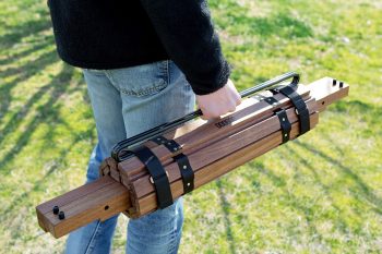 ПРЕНОСИМА МАСА С НАВИВАЩ СЕ НА РУЛО ПЛОТ