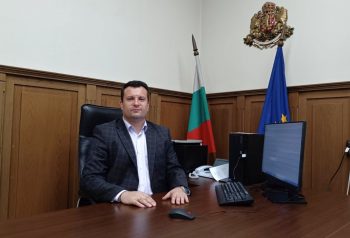 МИРОСЛАВ МАРИНОВ, ЗАМ. МИНИСТЪР В МИНИСТЕРСТВОТО НА ЗЕМЕДЕЛИЕТО