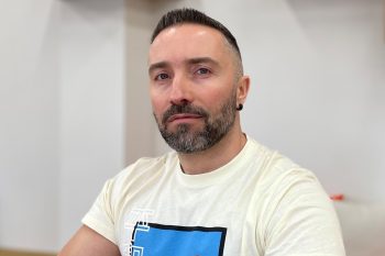 ПЕТЪР ПЕТРОВ: НОВИТЕ ТЕХНОЛОГИИ В МЕБЕЛНО ПРОИЗВОДСТВО СТИМУЛИРАТ ДЕЦАТА