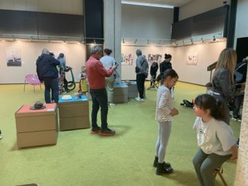 БЛАГОЕВГРАД ПОСРЕЩНА ПЪТУВАЩАТА ИЗЛОЖБА „МИСИЯ БЪЛГАРСКИ ДИЗАЙН“