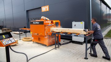 MR250: НАЙ-УСЪВЪРШЕНСТВАНИЯТ ДВУВАЛОВ МНОГОДИСКОВ ЦИРКУЛЯР НА WOOD-MIZER С ПРОМИШЛЕНО ПРИЛОЖЕНИЕ