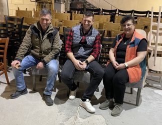 ТРИ ИСТОРИИ ЗА РОДОПИТЕ С ОБЩА СЮЖЕТНА ЛИНИЯ, #2 KASTO CHAIRS